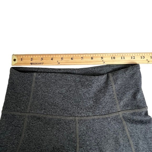 Athleta Womens Gray Salutation Heathered Gret Cropped Leggings Small - Picture 4 of 8